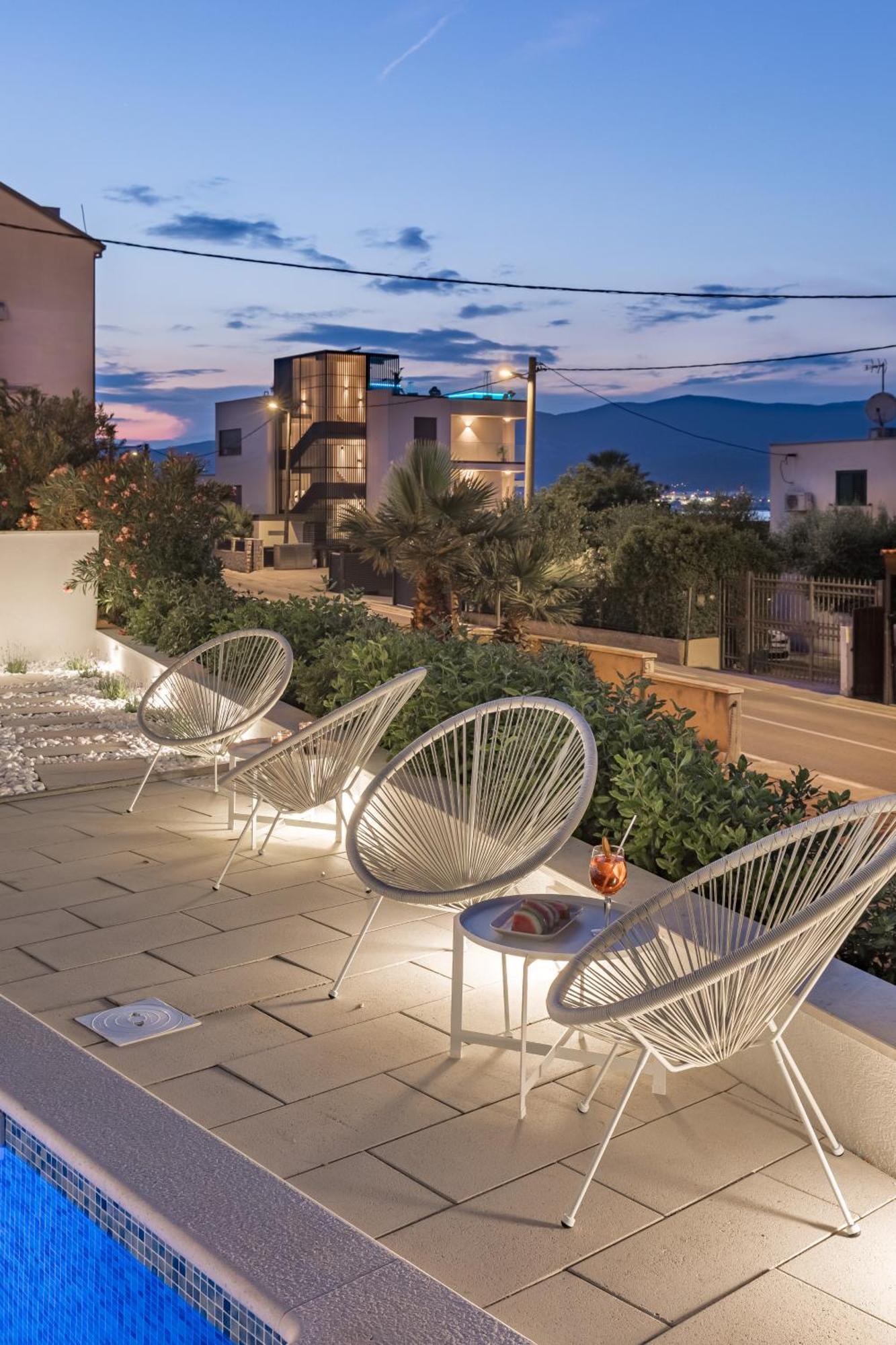 Marina Apartment