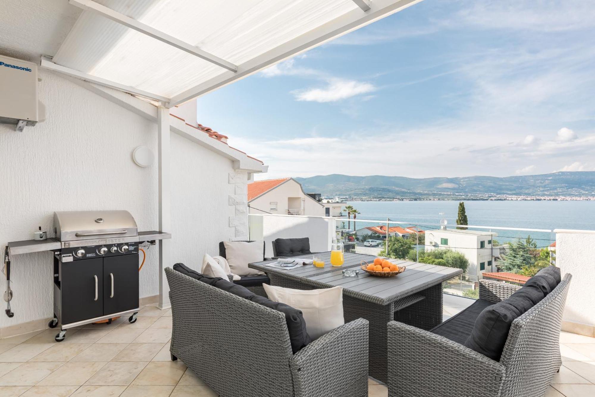 Marina Apartment
