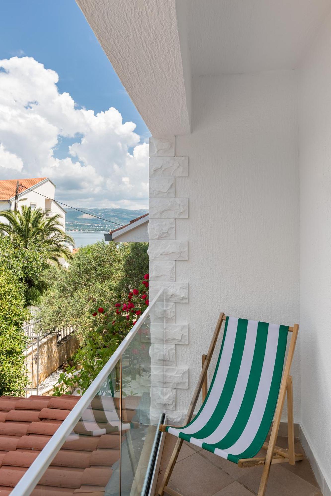 Marina Apartment *
